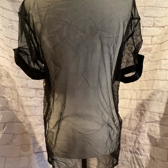 “ EMBROIDERED FLORAL TOP” Sheer Black Netting with Lovely Embroidery. - Picture 5 of 13